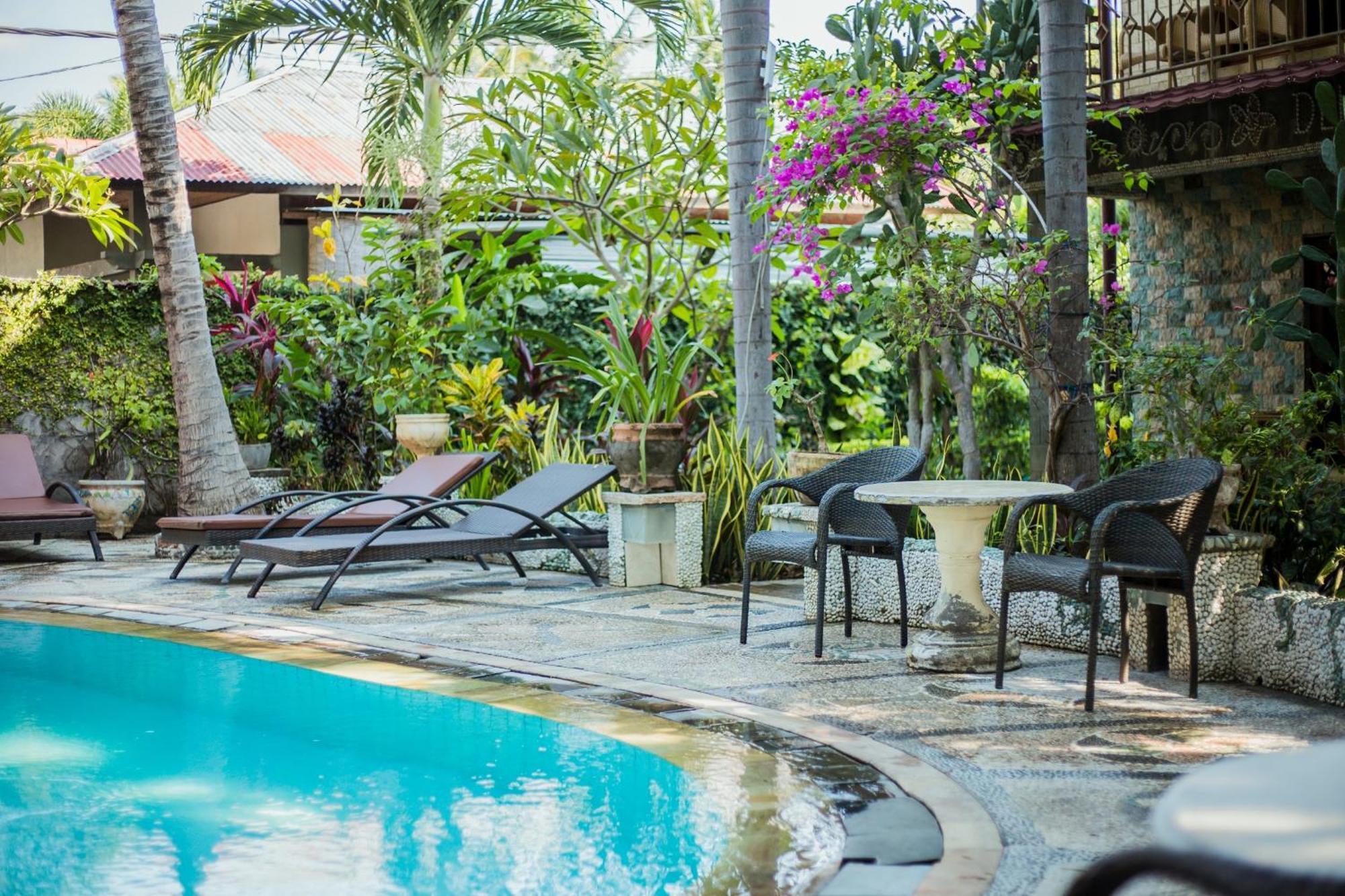 Hotel Deutsches-Eck Rikesti Lovina Zewnętrze zdjęcie